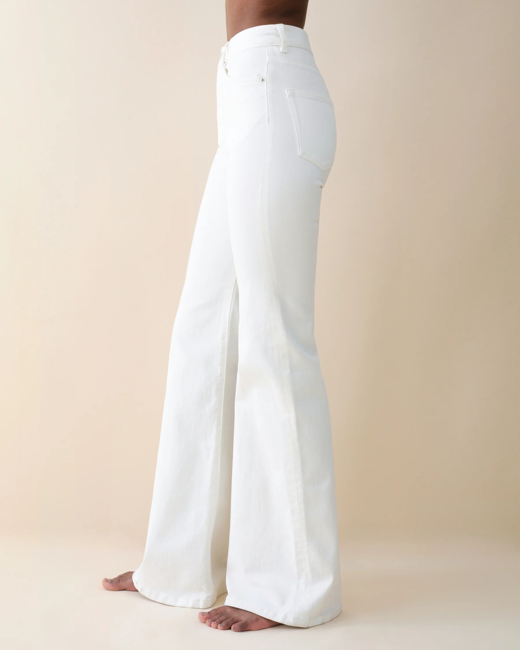 Fuji Jeans Natural White - White