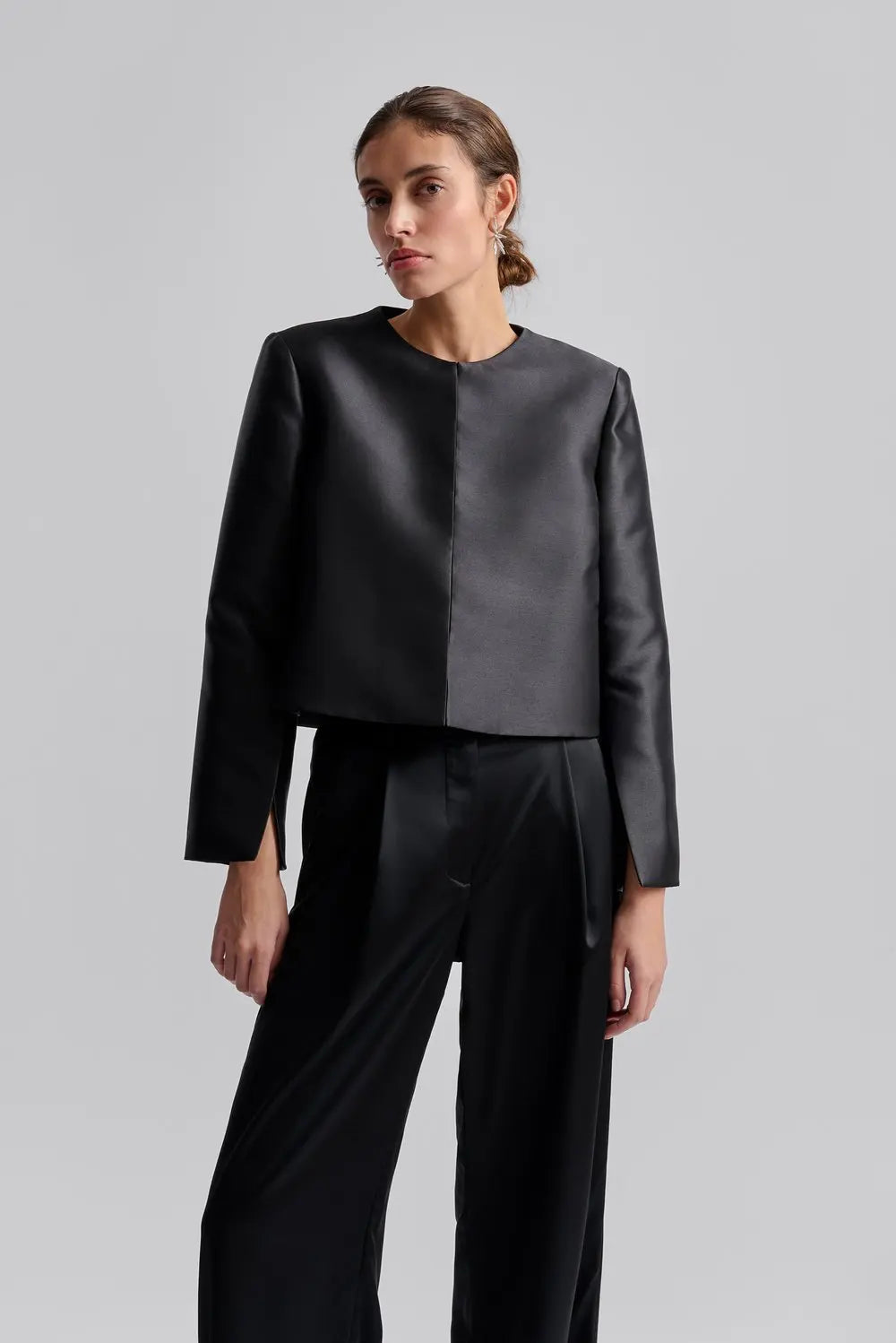 Ruthie Cropped Long Sleeve Blouse Black - Black
