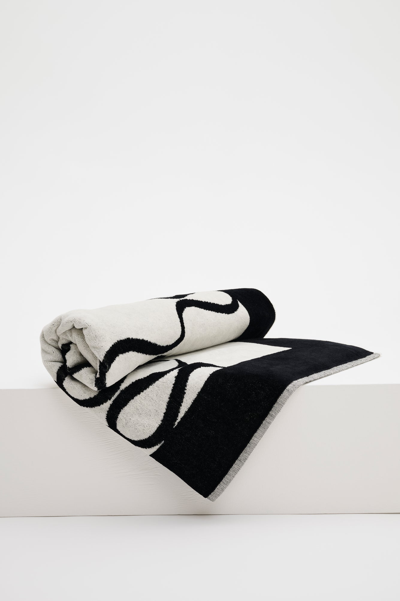 Monogram Jacquard Beach Towel Black - Black