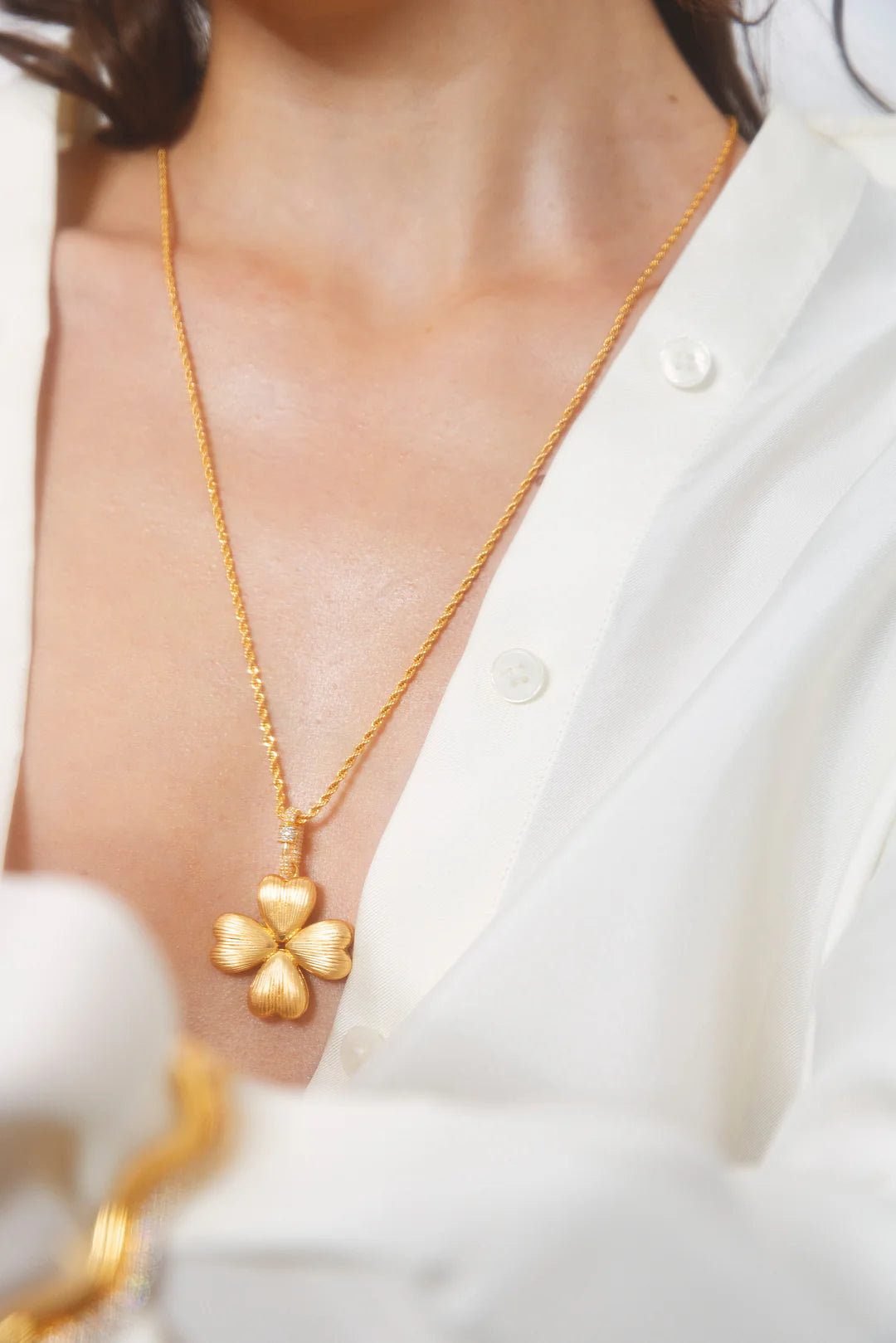 Brooke Charm Large - Gold