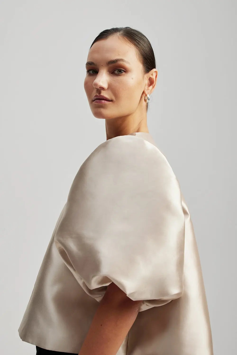 Cleo Blouse Soft Beige - Beige