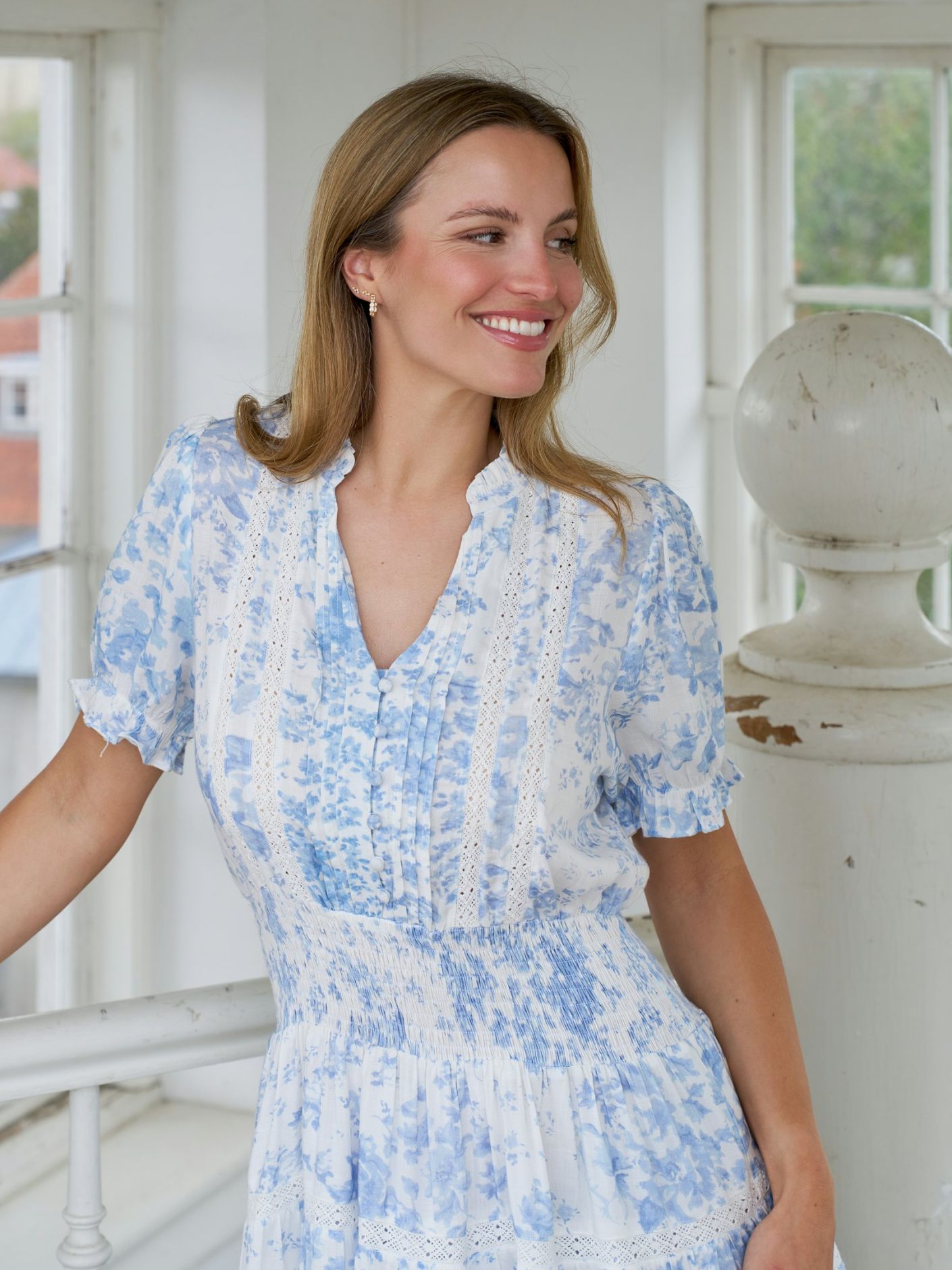 Constance Porcelain Dress Light Blue - Sky Blue