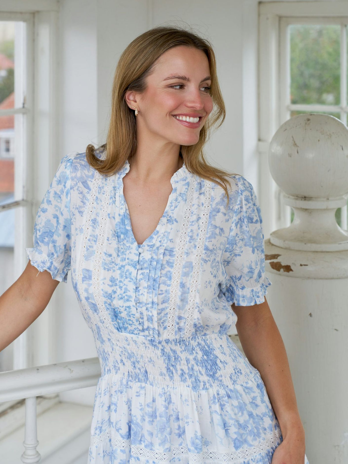 Constance Porcelain Dress Light Blue - Sky Blue