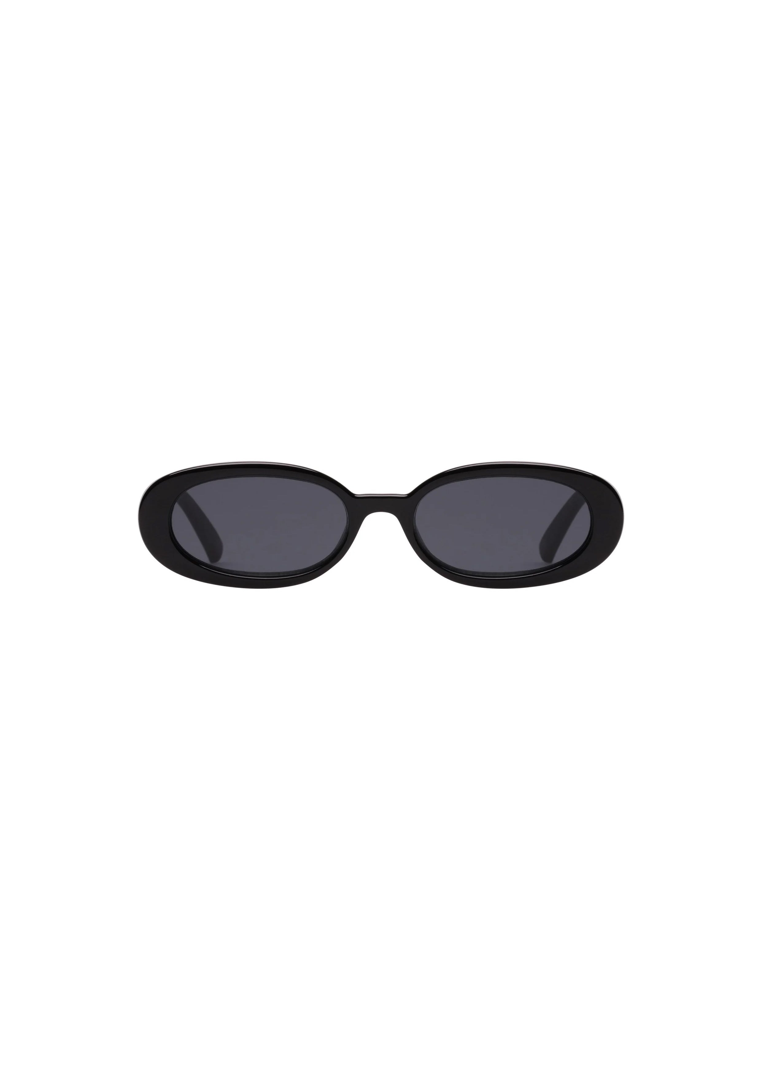 Outta Love Black 2189 Sunglasses - Black