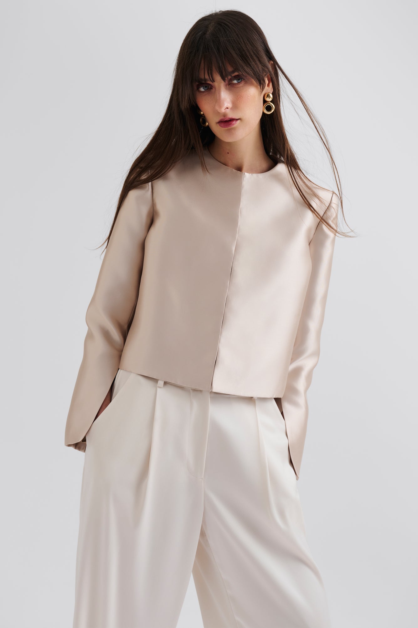 Ruthie Cropped Long Sleeve Blouse Soft Beige - Beige