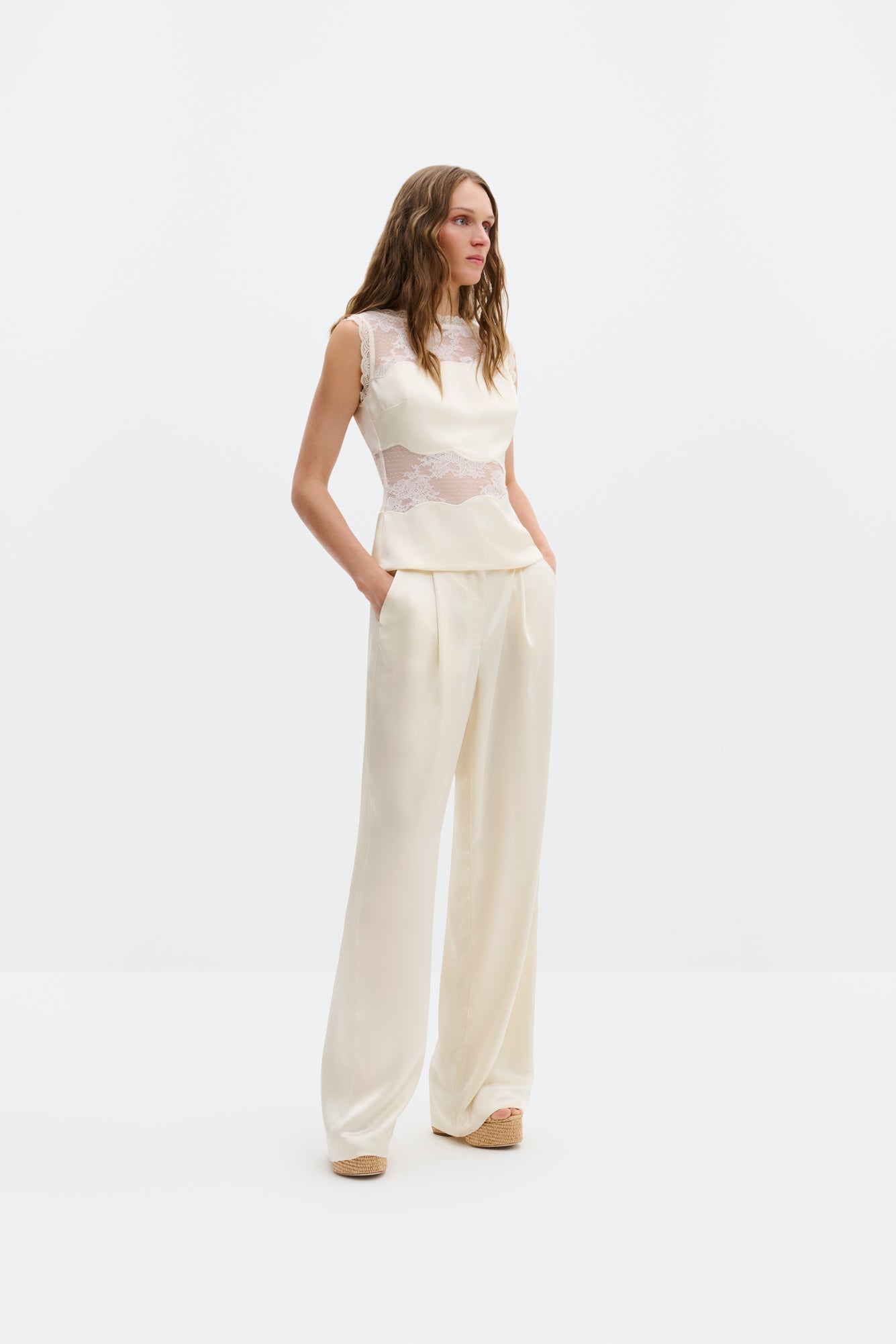 Desire lace trimmed cut out top vanilla - Beige