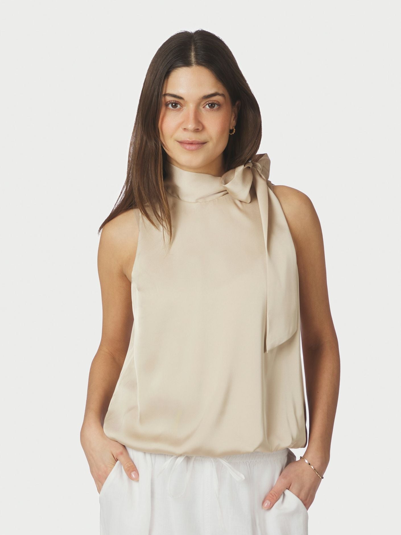 Veda Heavy Sateen Top Dark Sand - Beige