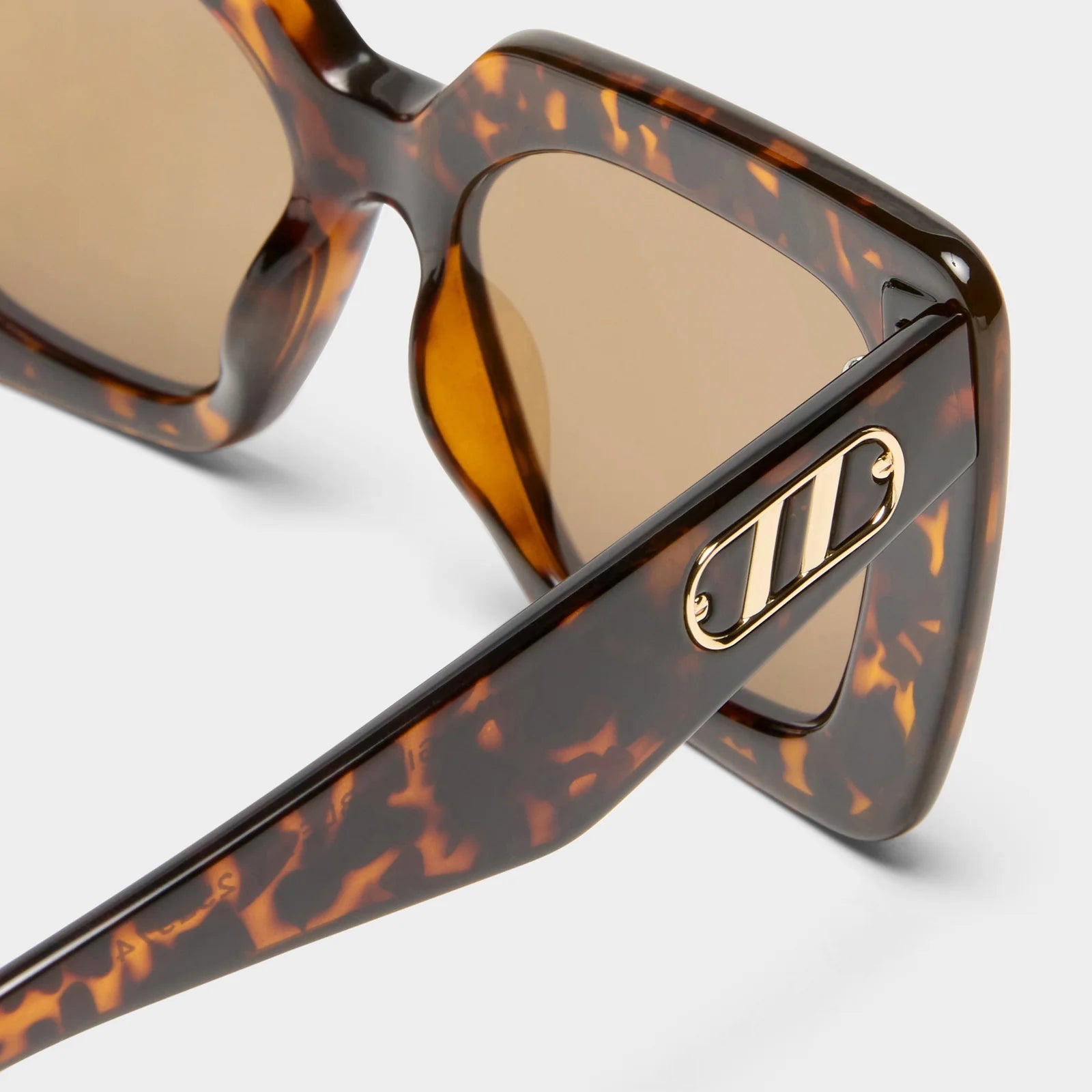 Unimaginable Dark Tort 9746 Sunglasses - Chocolate