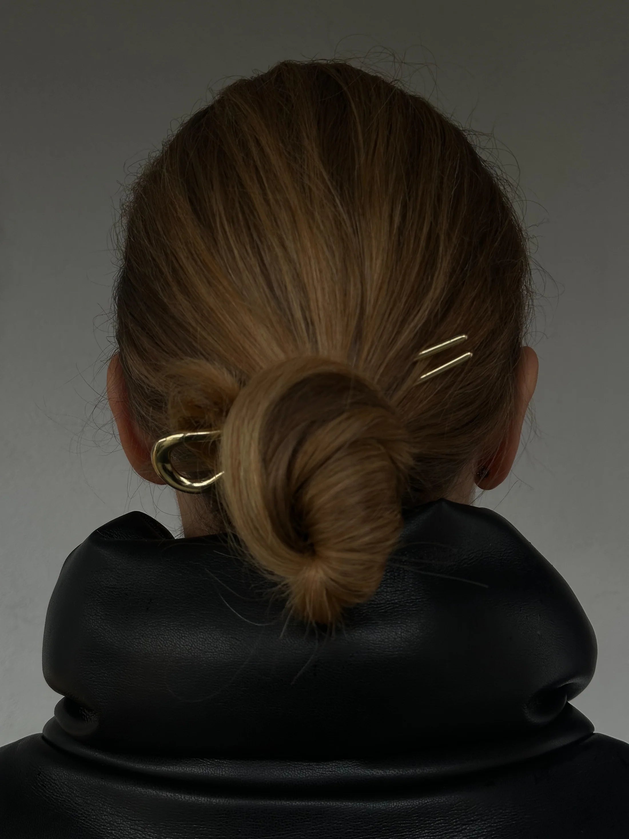 Aviaya Hair Pin Golden - Gold